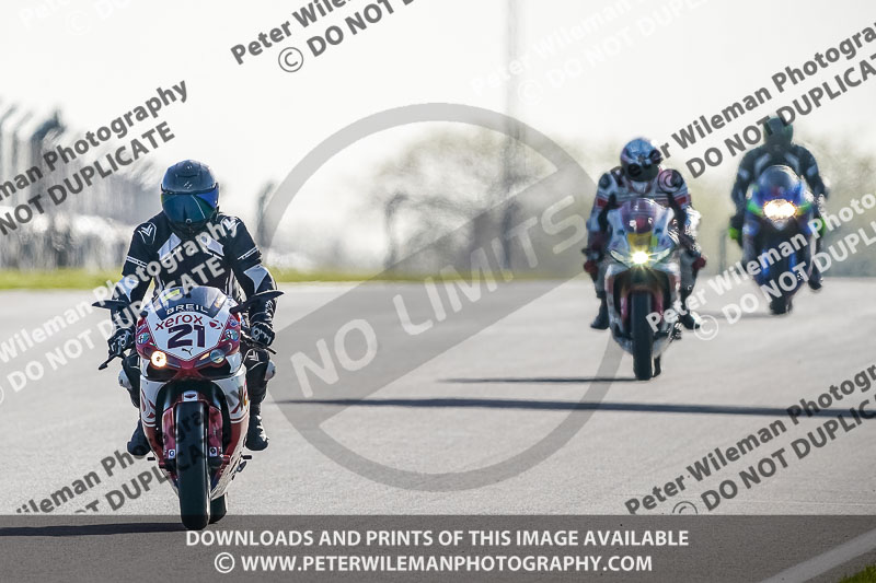 donington no limits trackday;donington park photographs;donington trackday photographs;no limits trackdays;peter wileman photography;trackday digital images;trackday photos